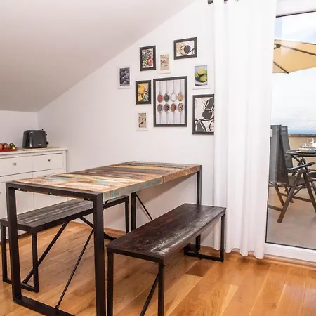 Marijin Dvor * Splitska